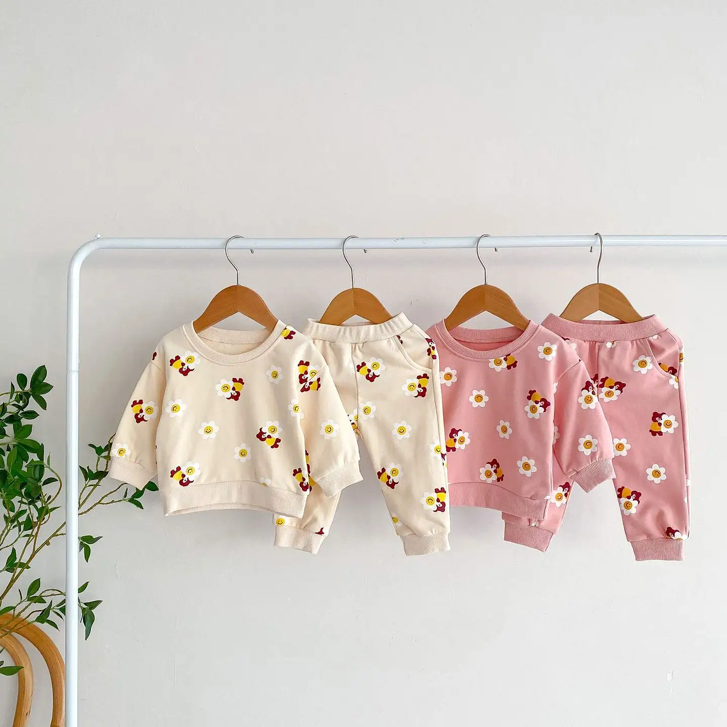 2 Pieces Set Baby Kid Girls Flower Cartoon Print Hoodies Sweatshirts And Pants Wholesale 23101964