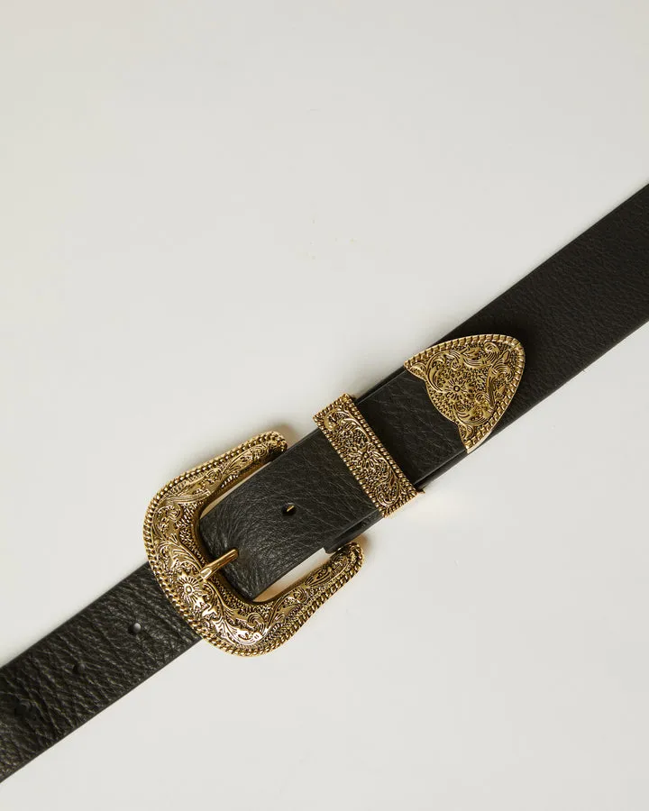 --Bri Bri Black Leather Belts-