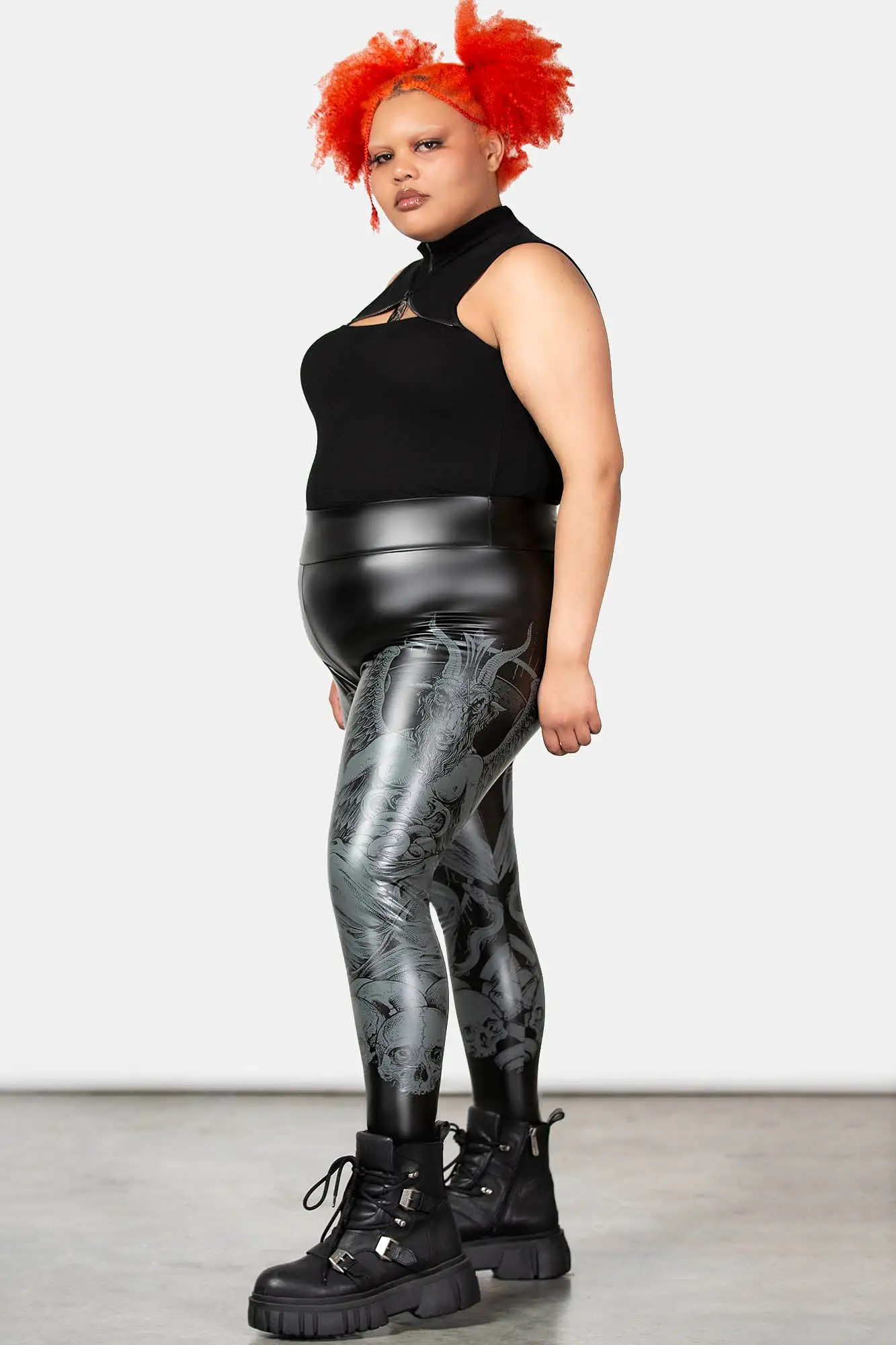 Dark Forces Leggings [PLUS]