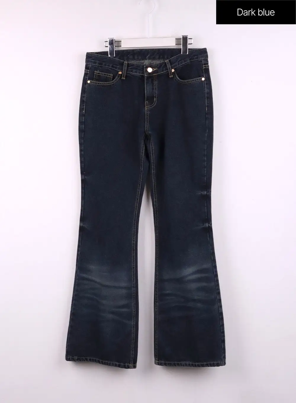 Low Waist Buttoned Flared Jeans CJ425