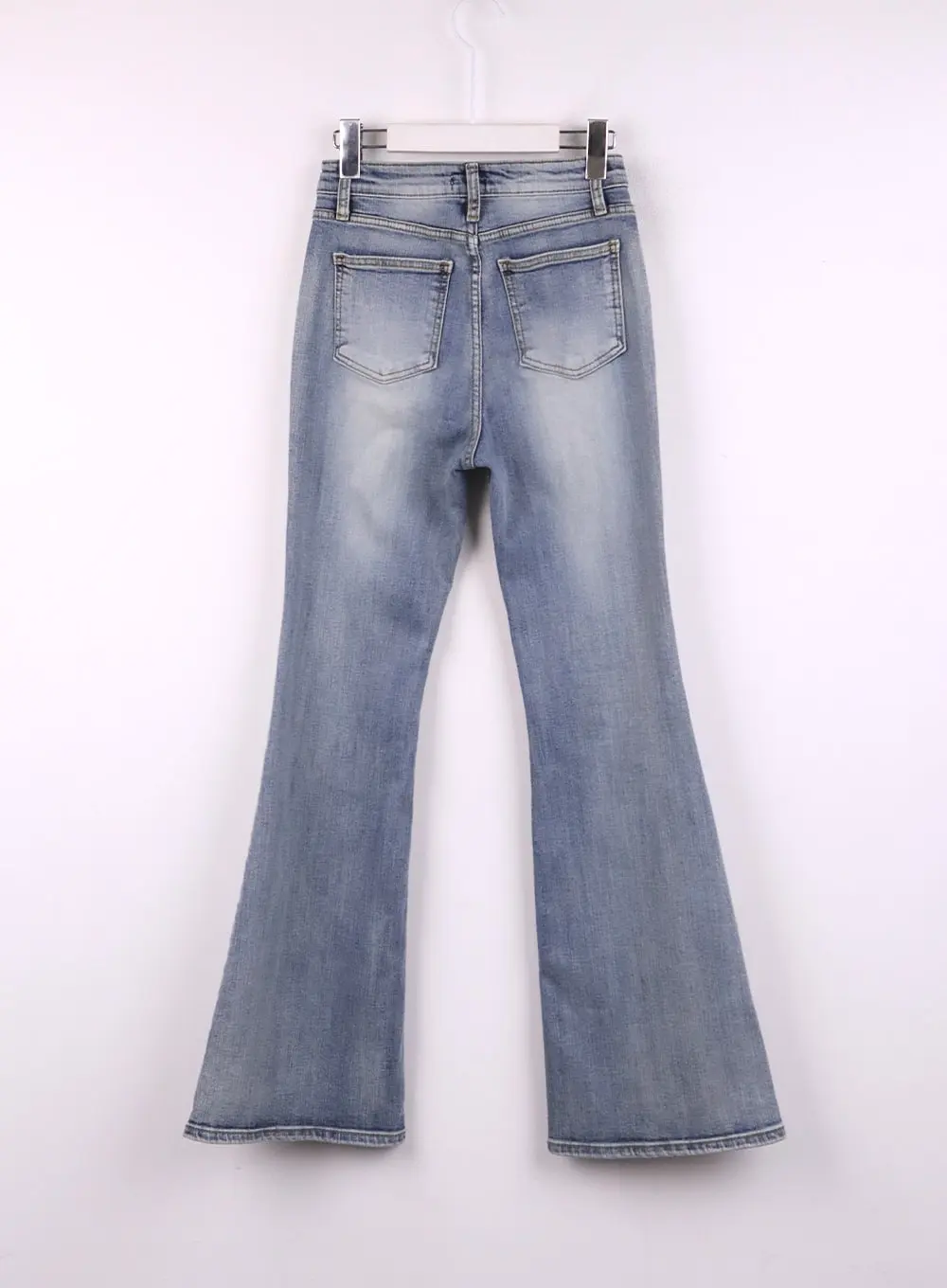 Mid Rise Solid Flared Jeans CJ429