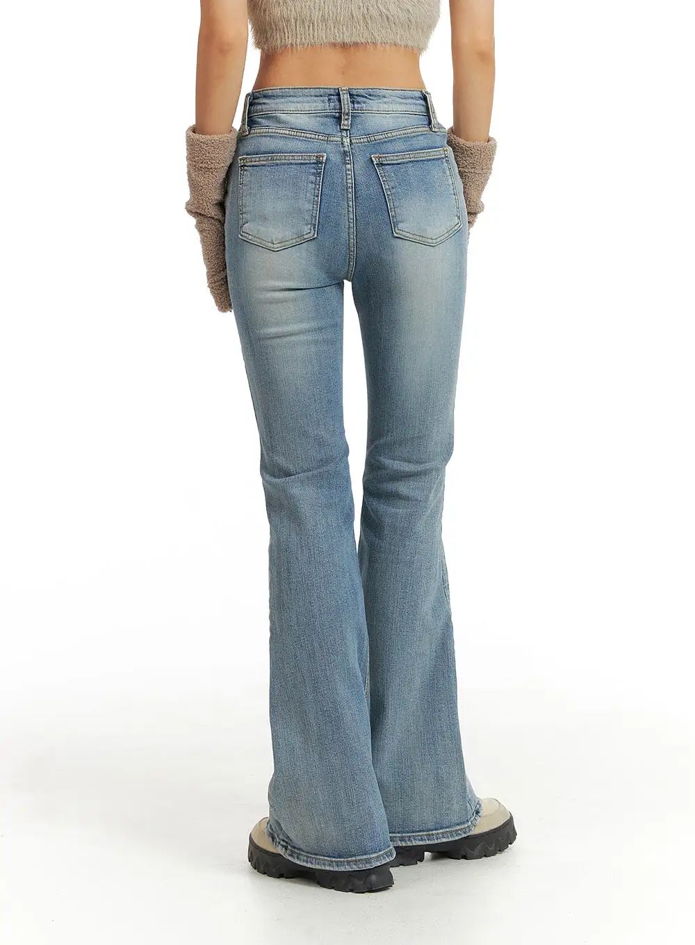 Mid Rise Solid Flared Jeans CJ429