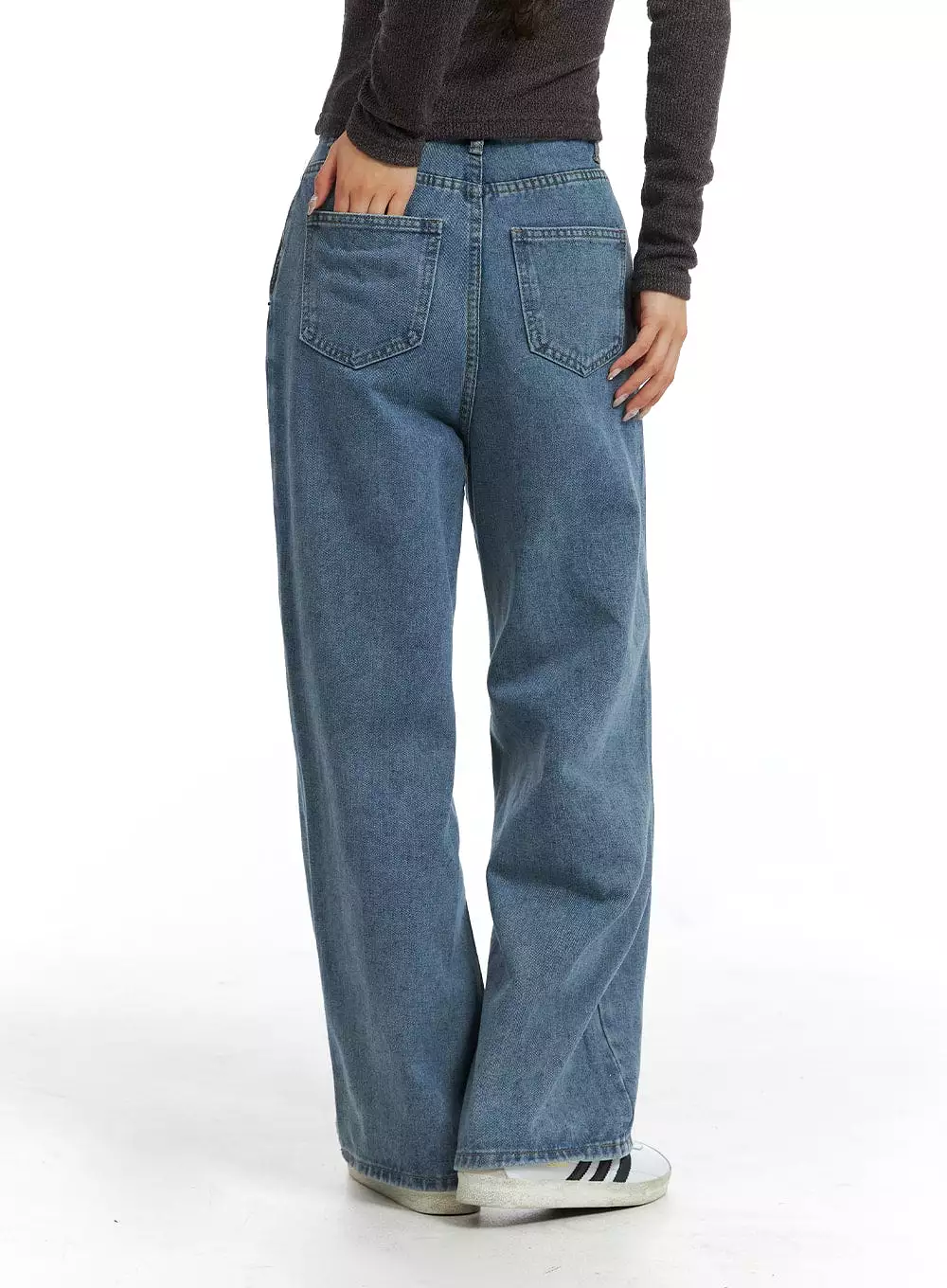 Pintuck Washed Straight Leg Jeans OJ412