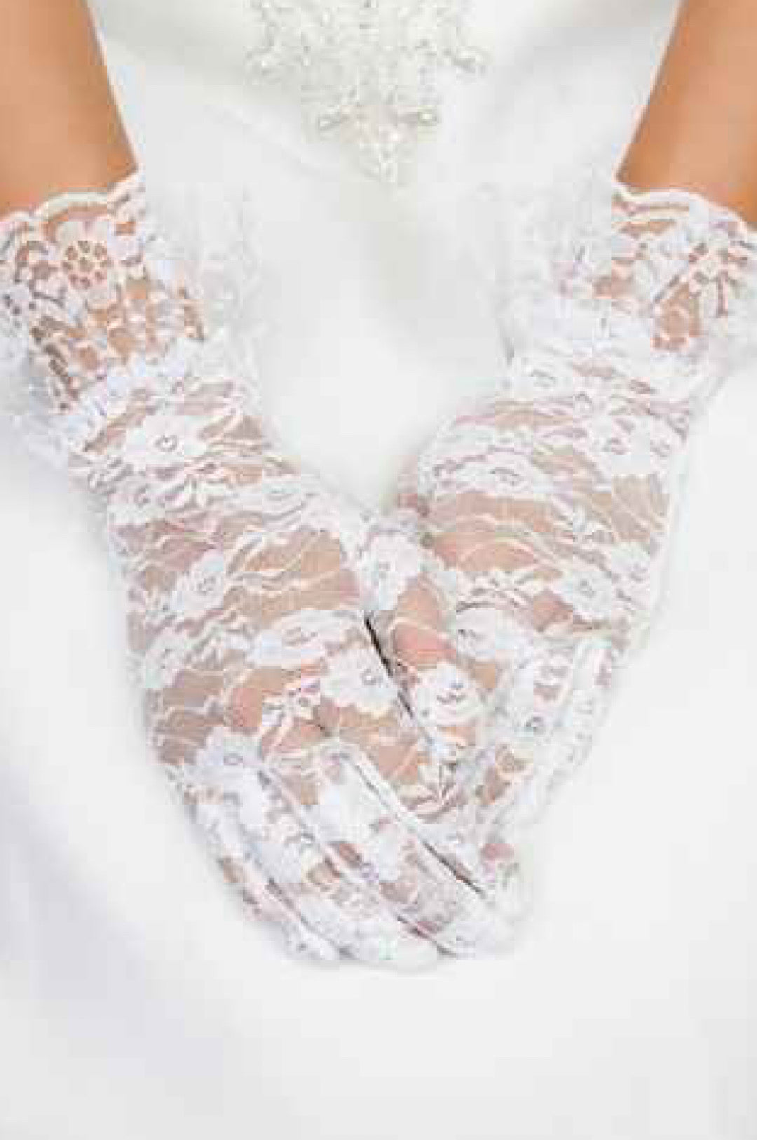 Ruffle Wrist Lace Gloves