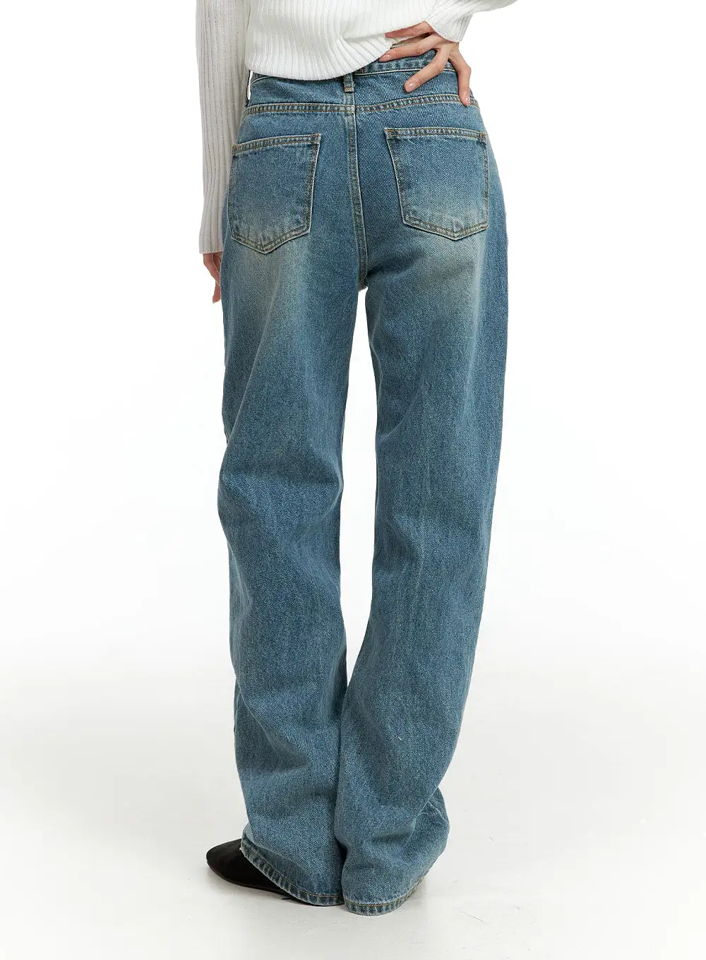 Washed Denim Straight Leg Jeans OF414