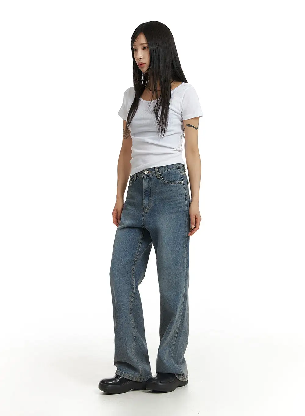 Washed Straight Leg Jeans CF401