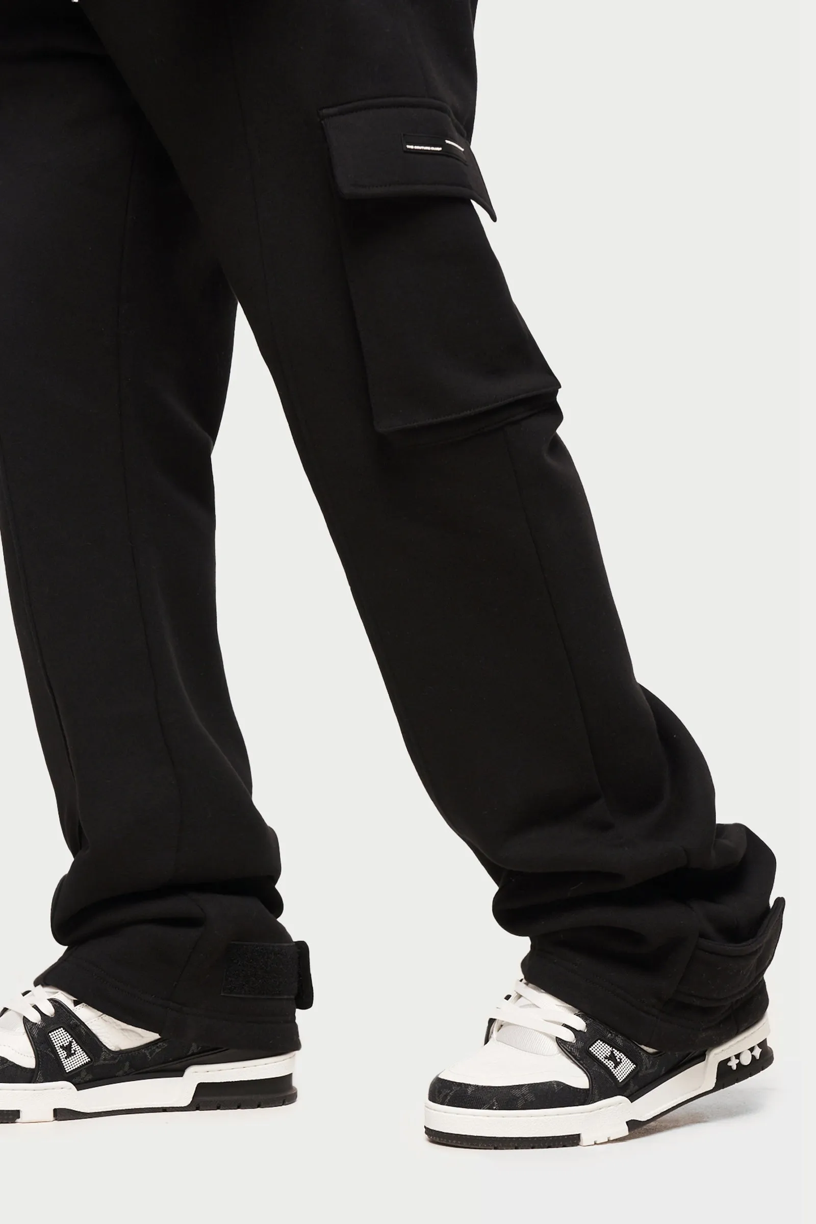 ZIP DETAIL WIDE LEG JERSEY CARGO JOGGERS - BLACK