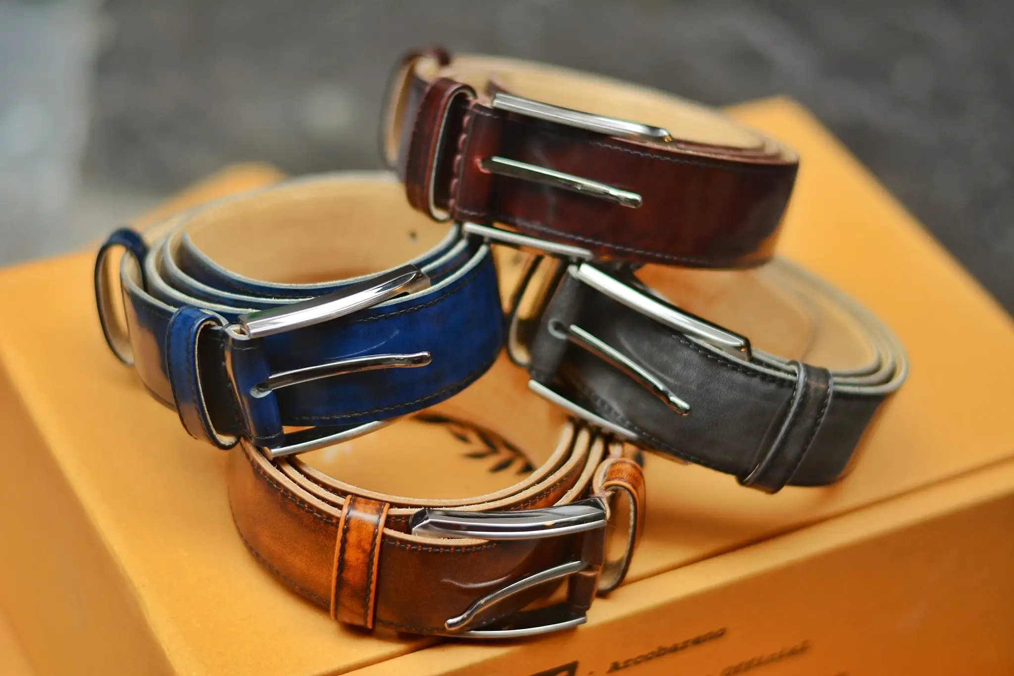 เข็มขัด Leather Belts